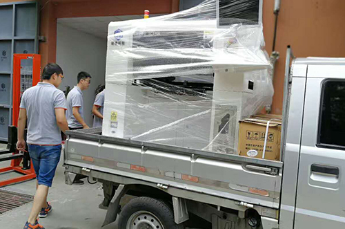 嘉興客戶SMT設(shè)備專車送貨，貨到上門安裝調(diào)試